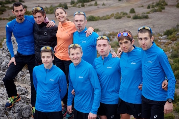 24h au coeur d'un Team Trail, l'équipe ASICS