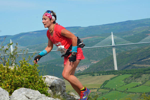 42 km La Verticausse 2015 Sandra Martin - photo Akunamatata